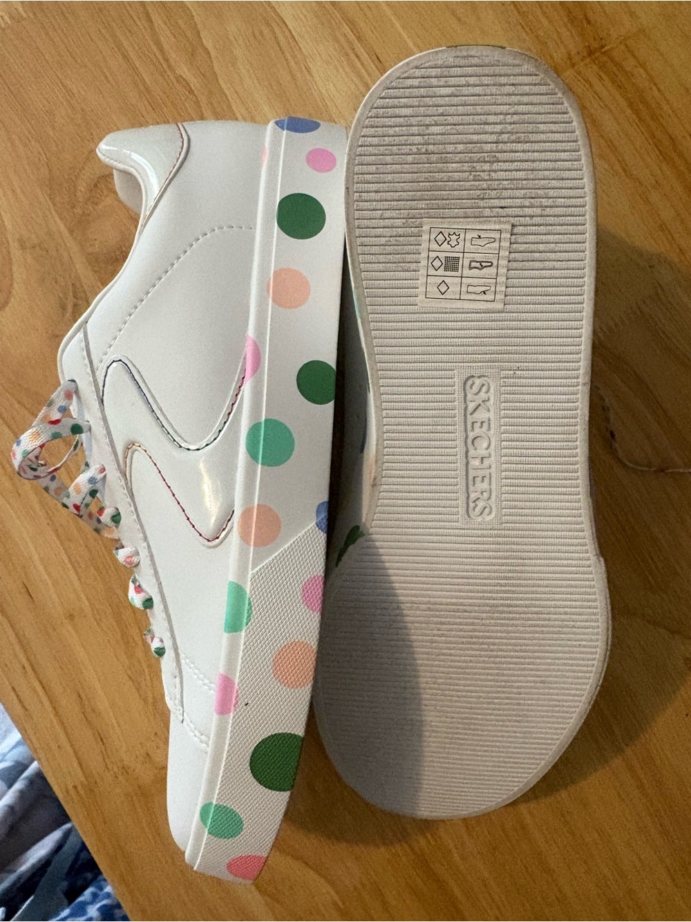 Skechers - women’s Eden Lx-Soft Spot White Sneakers - Picture 5 of 5